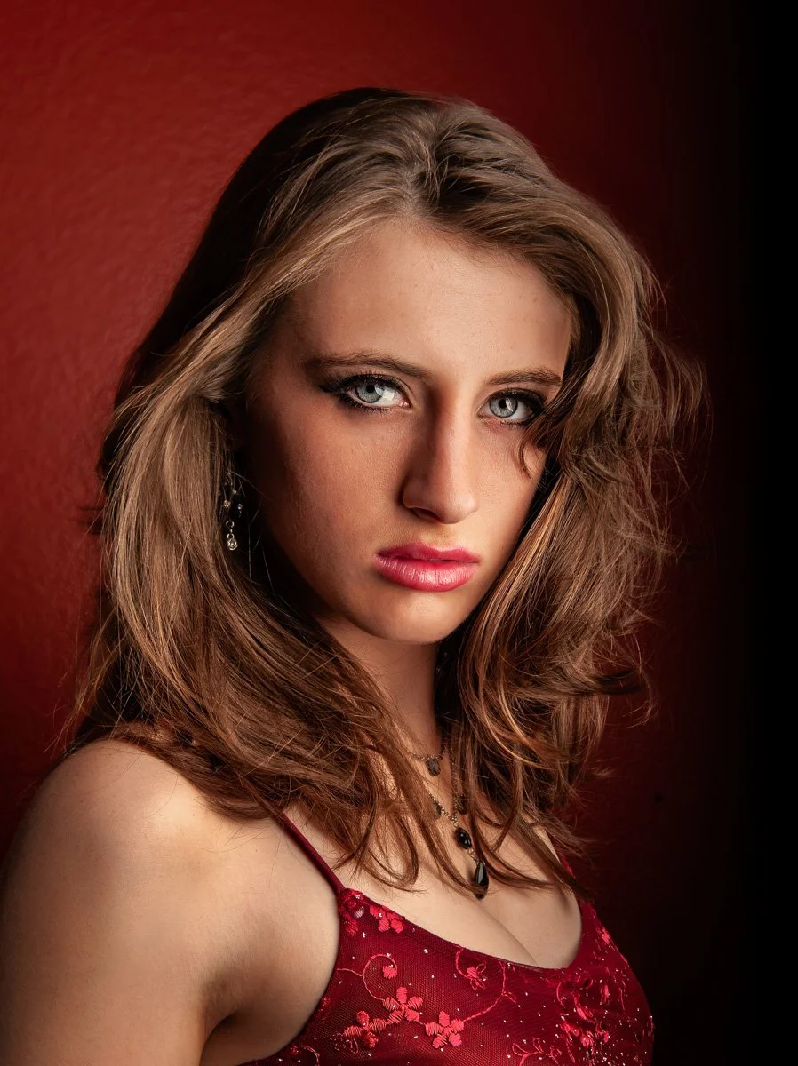 签约女演员王诗涵艺术照